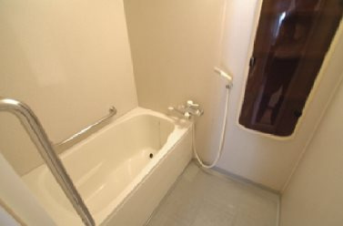 芦屋市大東町の賃貸マンションの浴室