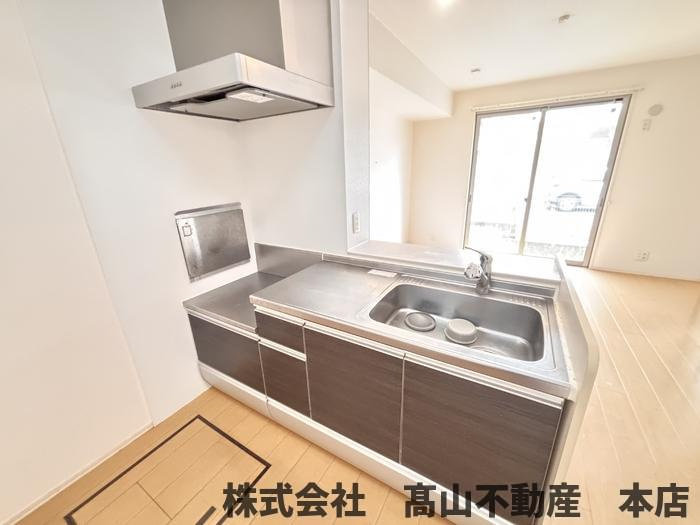 宗像市平井１丁目のアパートのキッチン|※掲載写真は同タイプの別号室です。実際の仕様・設備は内見時にご確認ください