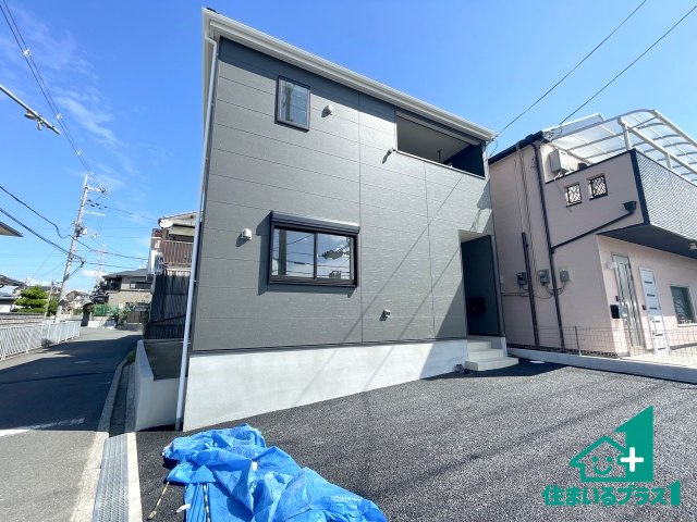 ■枚方市野村北町　第3期　新築一戸建ての外観|お客様に長く安心して住んでいだだける事にこだわった家づくり！住んでからのアフターサービスにもしっかりと取り組んでいます！