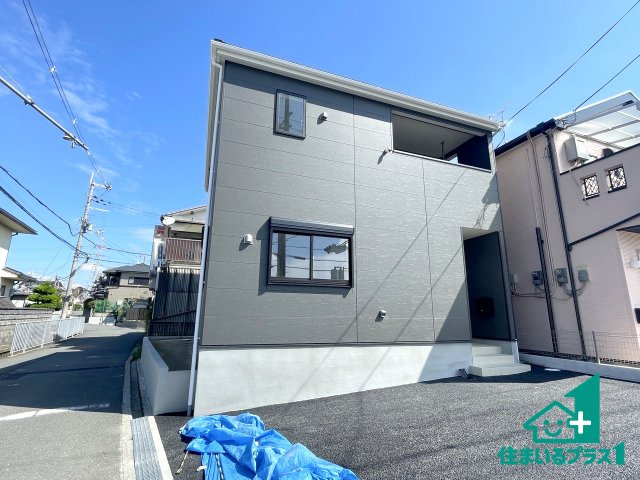 ■枚方市野村北町　第3期　新築一戸建ての外観|安心の10年保証！外観を美しく保ち、雨水で汚れを落とします！気になることがありましたら、お気軽にお問い合わせください！