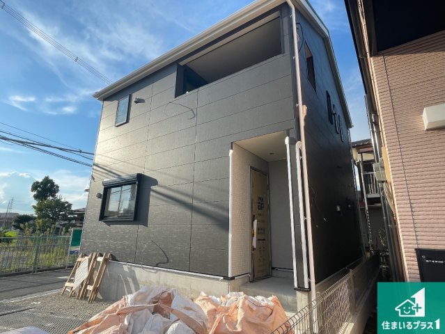 枚方市野村北町　第3期　新築一戸建ての外観|現在はこんな感じです。完成までが待ち遠しいですね。