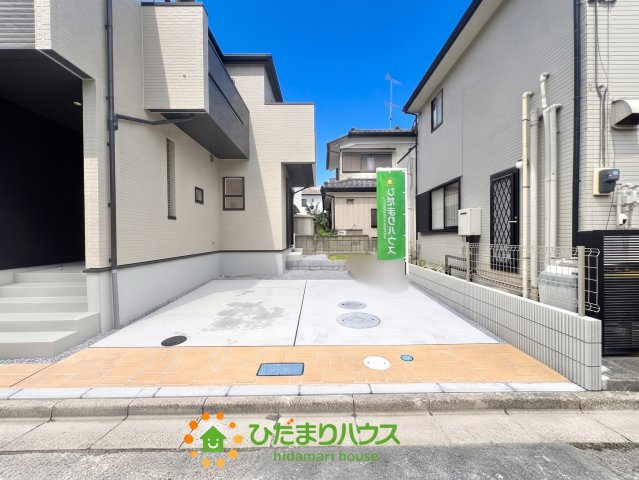 白岡市小久喜2期　新築一戸建ての駐車場|２０２６年９月１日　撮影