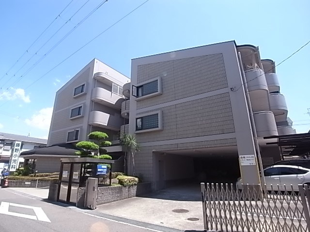 ツインパレス武庫の外観