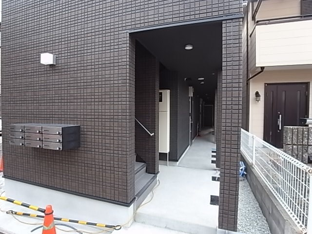 モダンアパートメント神戸湊川の外観