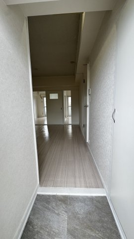 ビュークレスト折立の玄関
