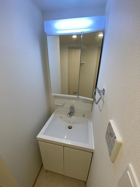 La　Douceur西宮北口の洗面所