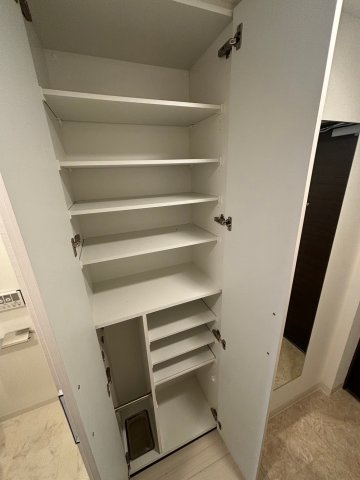 ラ・フォルム本町WESTのその他