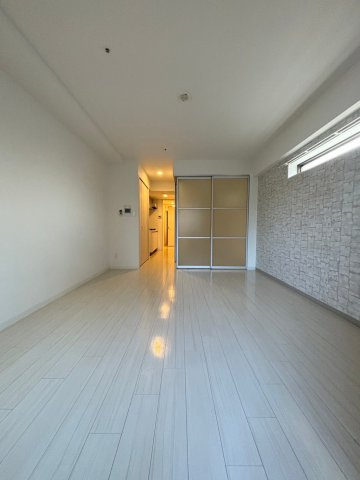ラ・フォルム本町WESTの居間・リビング