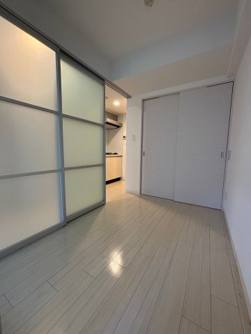 ラ・フォルム本町WESTの寝室