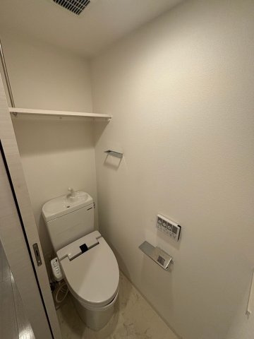 ラ・フォルム本町WESTのトイレ