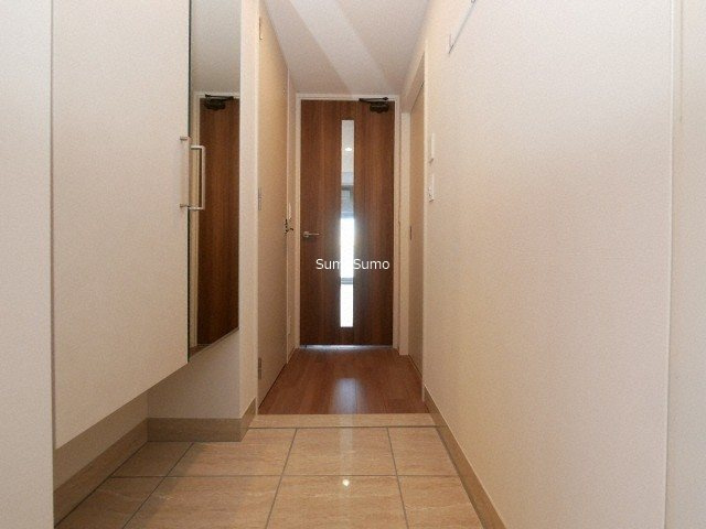 大阪市西区新町４丁目の賃貸マンションの玄関