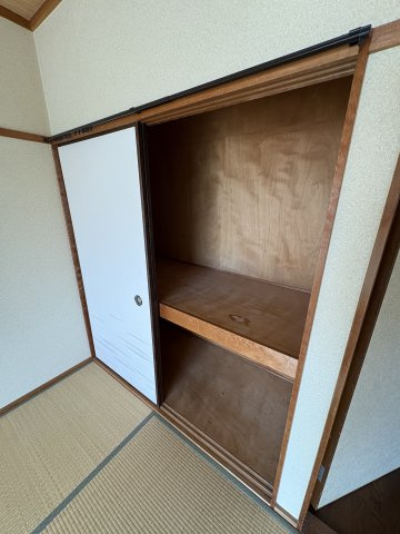 明泉寺ハイツの収納