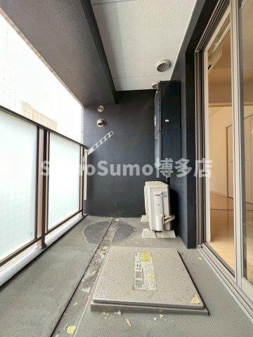 S-FORT警固タワーのバルコニー