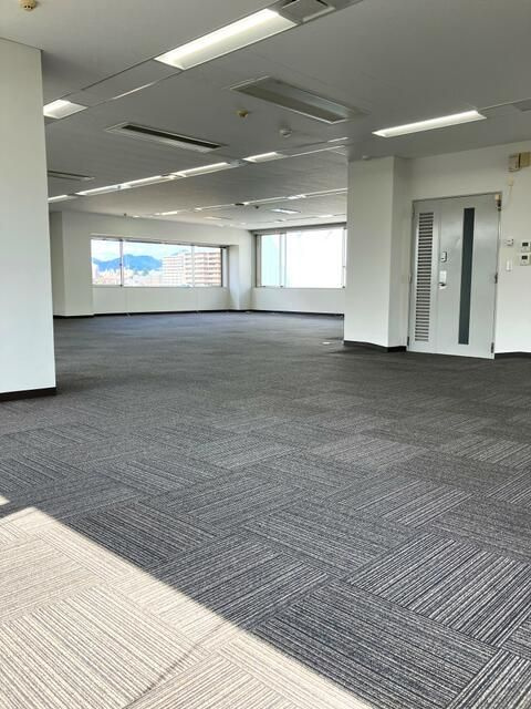 厚木Ｔビルの内装