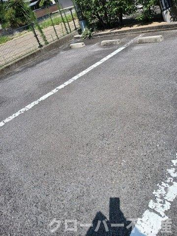 イースト丸亀　Ｄの駐車場