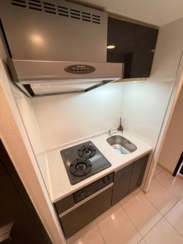 アーデン堺筋本町のキッチン|きれいなキッチンです