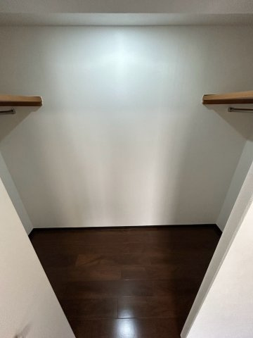 芦屋市大東町の賃貸マンションの収納