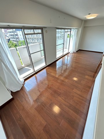 芦屋市大東町の賃貸マンションの外観
