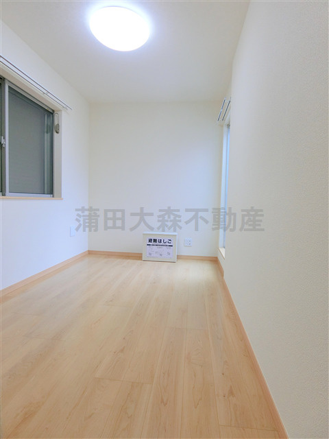 グラシア蒲田本町の居間・リビング