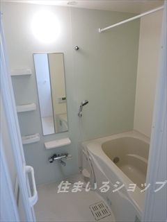 サクラの浴室|追い焚き・浴室暖房乾燥機あり