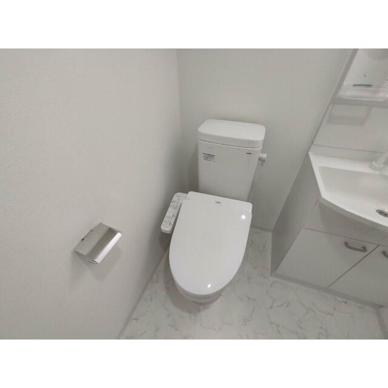 【トイレ】 | プレール・ドゥーク方南町 | 温水洗浄便座。