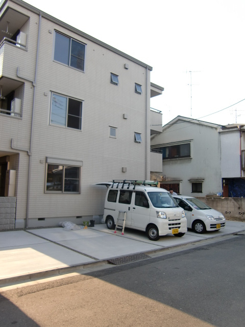 Ｍａｉｓｏｎ ジョワイユ 小田の駐車場|敷地内駐車場