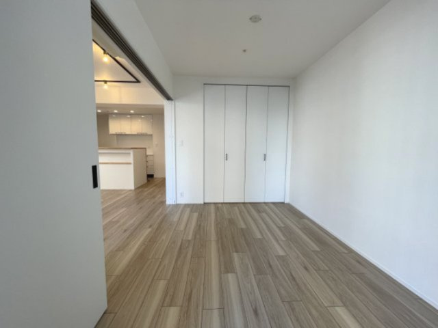 プライムアーバン日本橋大伝馬町の洋室