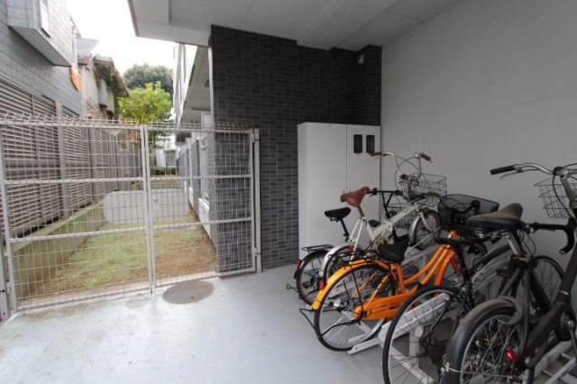 プライムアーバン中野上高田のその他|自転車駐輪場（無料）