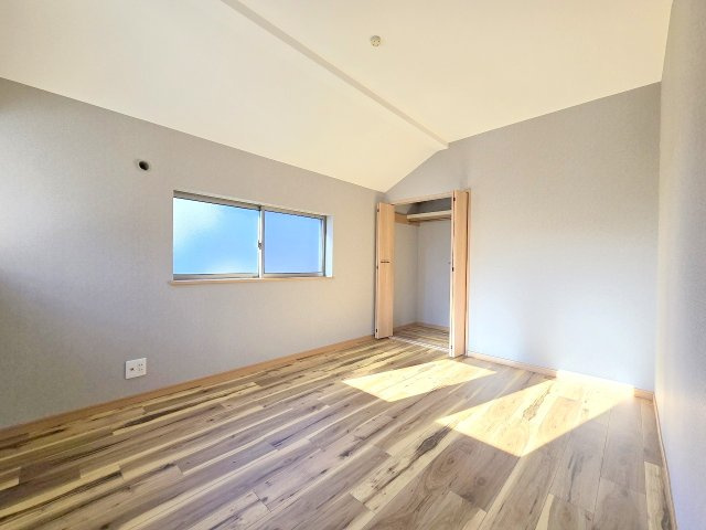 青梅市谷野の中古一戸建の洋室