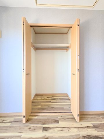青梅市谷野の中古一戸建の収納