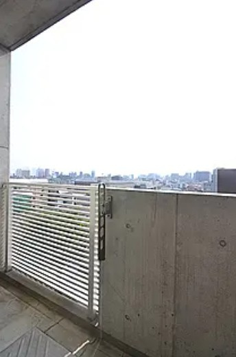 ヴィヴァンＫ．Ｙのバルコニー
