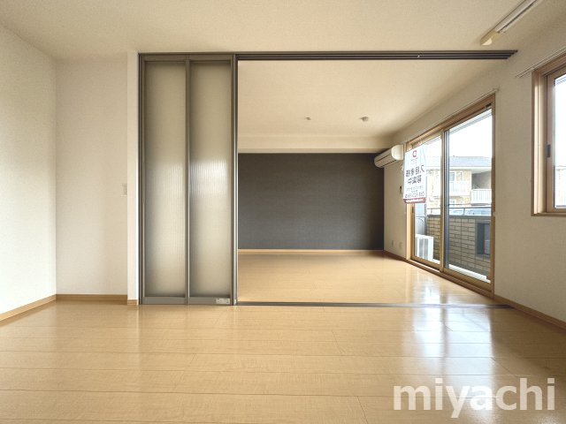 リバーパーク　Aの洋室