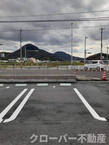 エンゼルシーズンⅠの駐車場