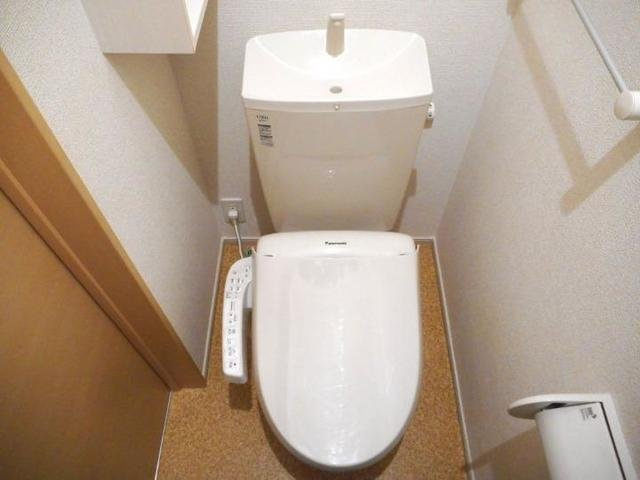 ミニョン　ビエラのトイレ|温水洗浄便座付きで快適に利用できます