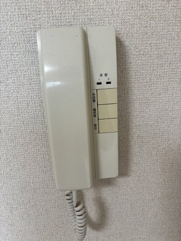 インターホンです。オートロックはございません♪