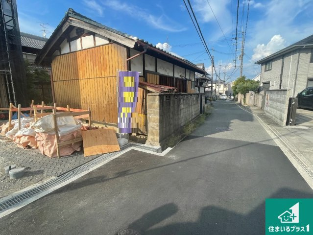 ■枚方市招提元町　第10期　新築一戸建ての前面道路含む現地写真|周辺は落ち着いた街並みの住宅地！子育てがしやすい住環境です！まだ未完成ですが、現地でしかわからない事もございます。是非一度ご覧ください。