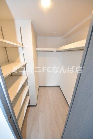 Alivis桜川　家具付きの収納