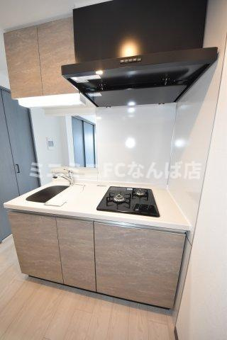 Alivis桜川　家具付きのキッチン