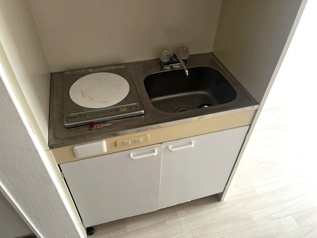 【キッチン】 | セイコーハイツ | コンパクトなキッチンで掃除もラクラク