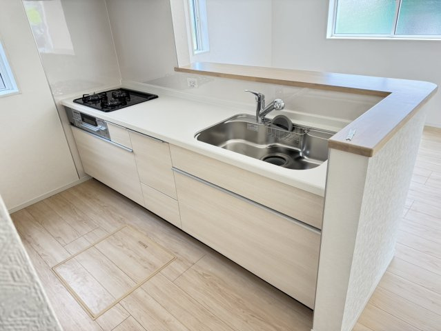 島田市　阪本　新築住宅　４SLDKのキッチン
