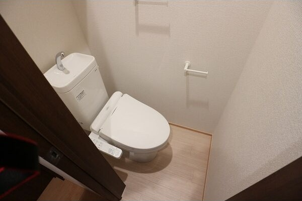 GRANDTIC Quon鳴海のトイレ