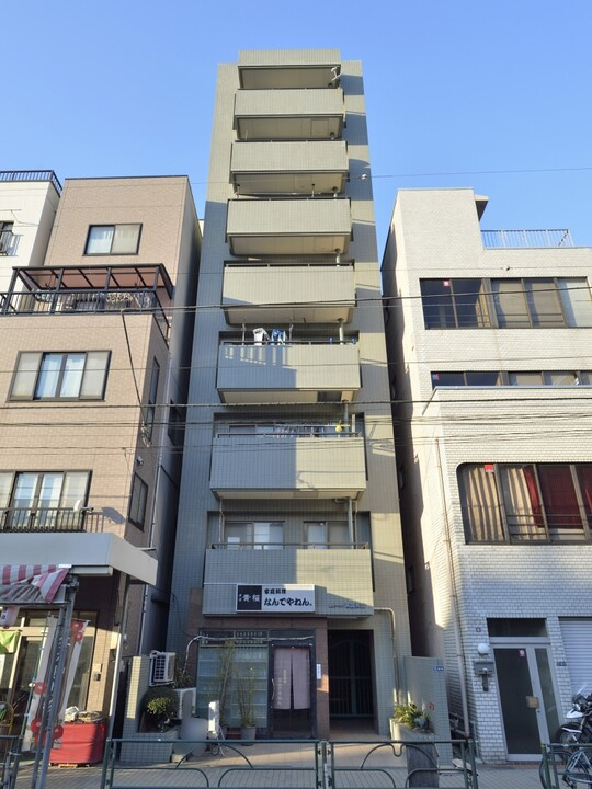 ストーク両国秀山の外観|ストーク両国秀山３階部分のお部屋は通常仲介手数料１９４万６３４０円→０円！さらにキャッシュバック１５万円にて即日現地案内可能です！