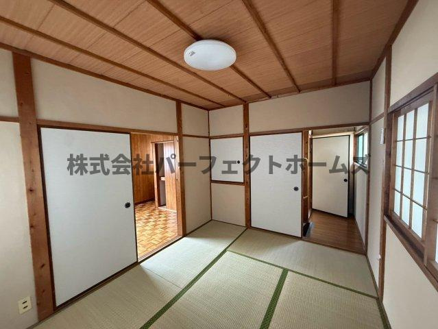 星丘2丁目戸建　賃貸の和室|和室がひろがる居住スペース