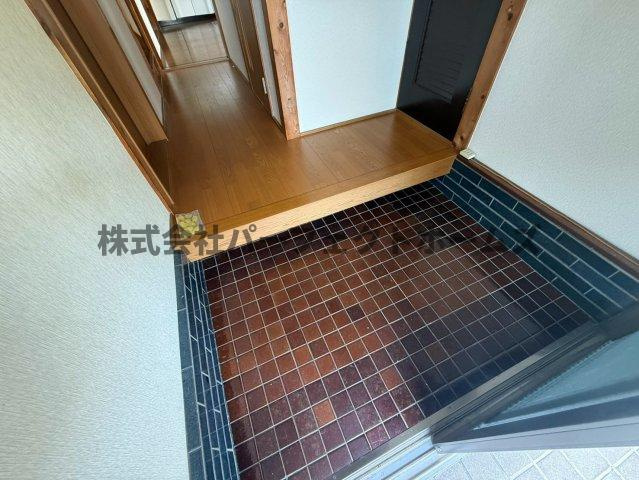 星丘2丁目戸建　賃貸の玄関|玄関です