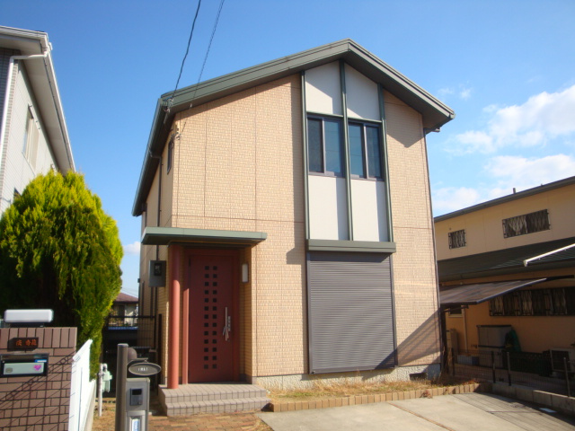 宝塚＊月見山１丁目戸建貸家の外観