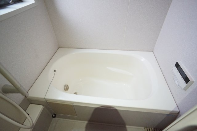 宝塚＊月見山１丁目戸建貸家の浴室