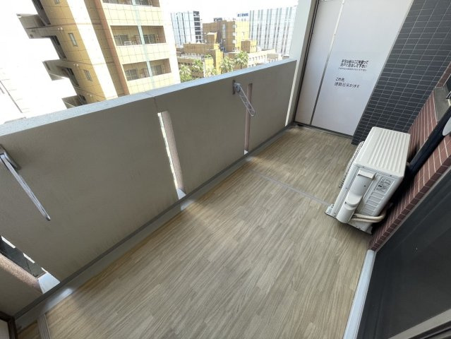 エンクレスト大博通りAPEX　博多小学校区のバルコニー|エンクレスト大博通りAPEX
