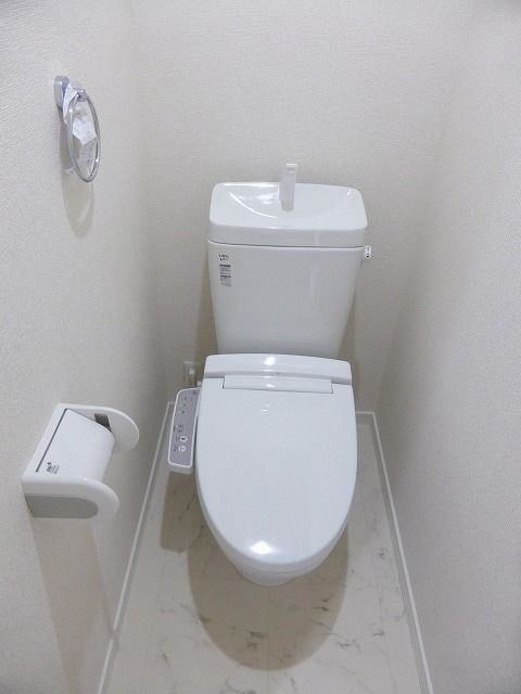 リーヴェルポート上大岡ヒルズのトイレ