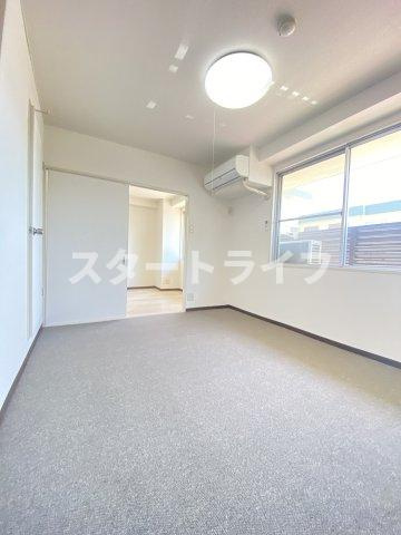 吹田市垂水町１丁目の賃貸マンションの寝室