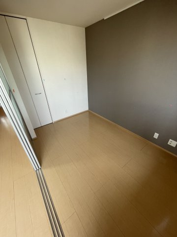 【洋室】 | メゾン ド シャルール